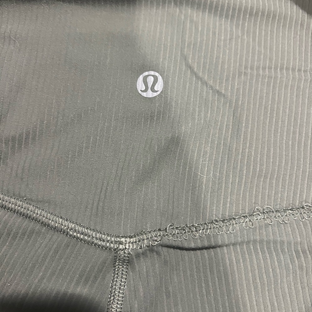 lululemon athletica ribbed sage green leggings